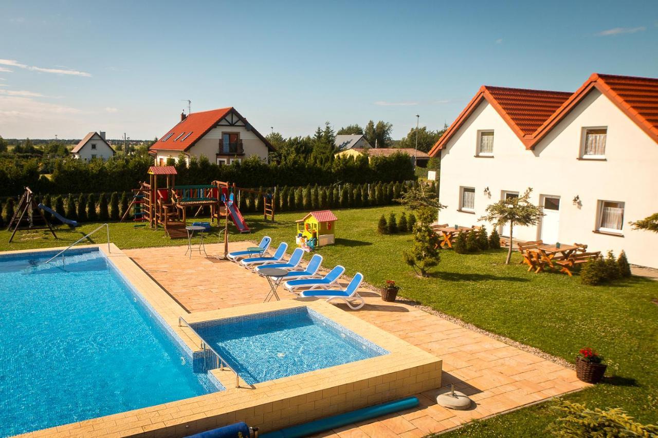 Aqua Fun Domki z Basenem Ujście-Darłowskie Esterno foto