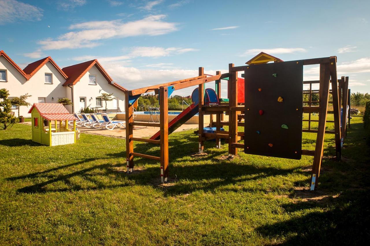Aqua Fun Domki z Basenem Ujście-Darłowskie Esterno foto
