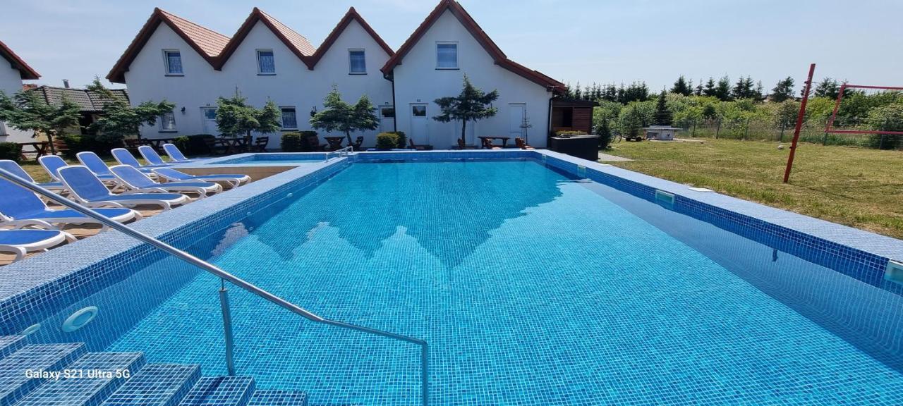 Aqua Fun Domki z Basenem Ujście-Darłowskie Esterno foto